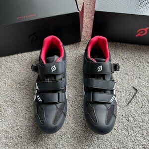 PELOTON CYCLING SHOES SIZE 45